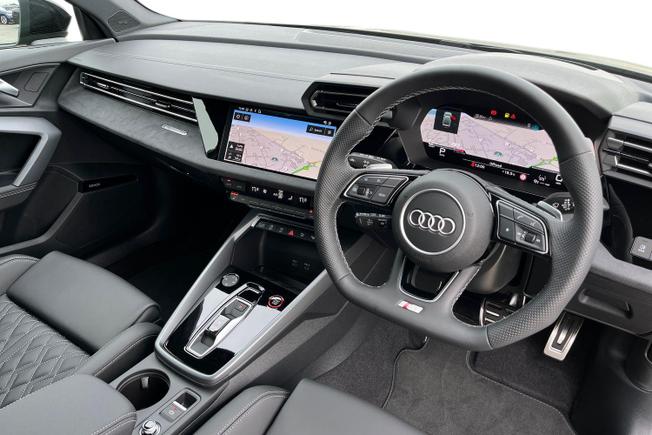 AUDI  S3 Saloon Photo 6