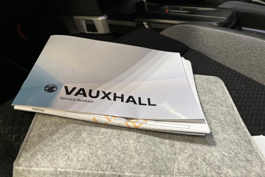 Vauxhall FRONTERA Photo autoimg-aeab397bdf693430f46da238ee1dc841d4de3335.jpg
