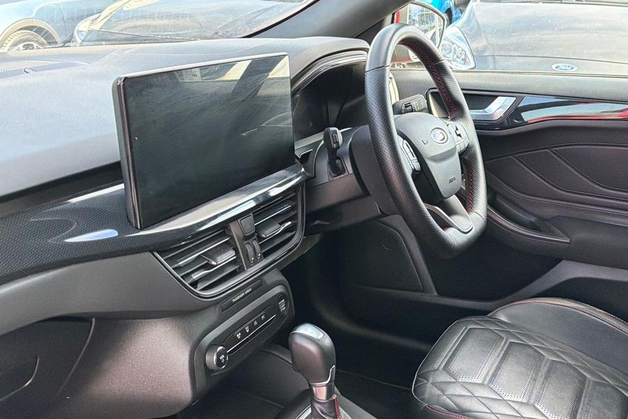 Ford FOCUS Photo autoimg-aeacd364ca1b0001d777a0618f6deae073319872.jpg