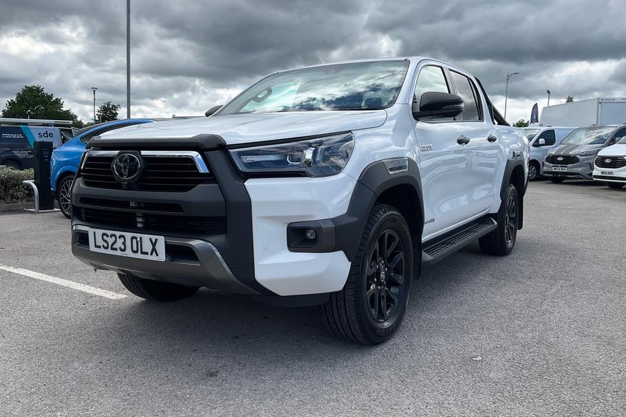 Used Toyota HILUX LS23OLX 8