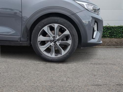 Kia STONIC Photo autoimg-aebbb336101afd4f3305fd420d3ceecee95b2218.jpg