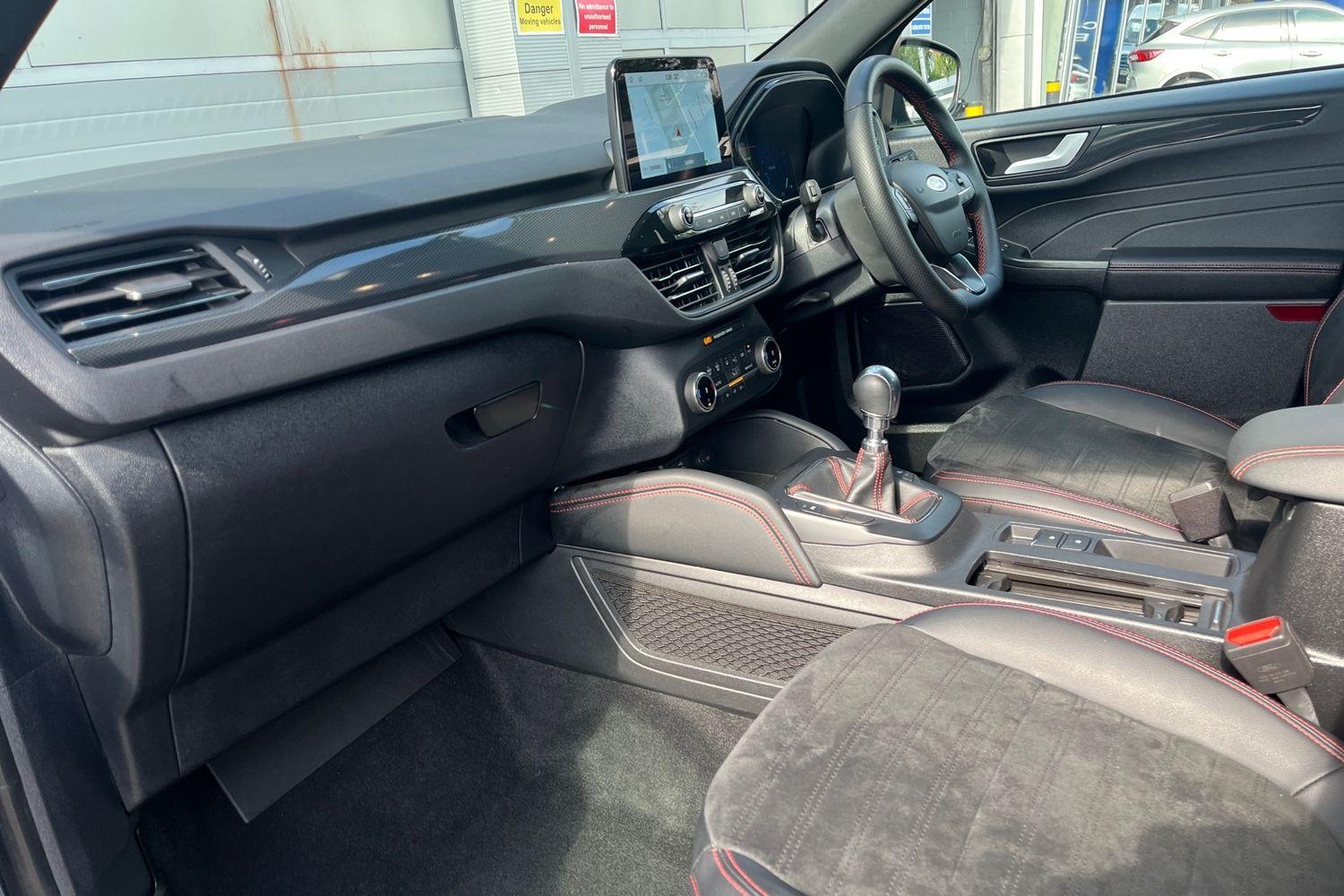 Ford KUGA Photo 17