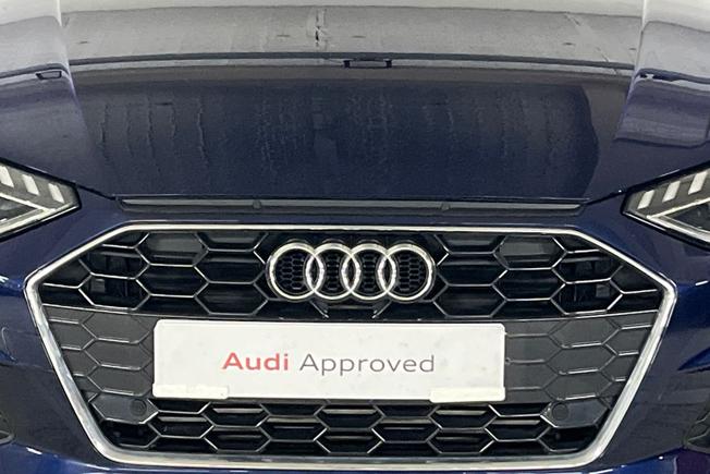 AUDI A4 Photo 29