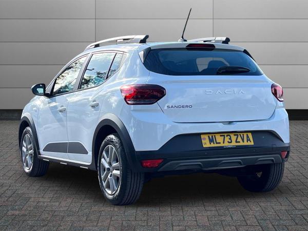 Dacia Sandero Stepway Photo autoimg-aec60bc3fd9f164b91d695a160ffc7da3886541a.jpg