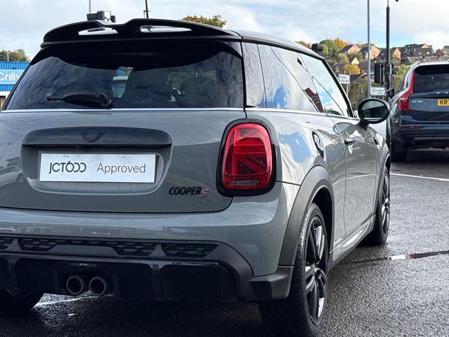 MINI Hatch Photo 33