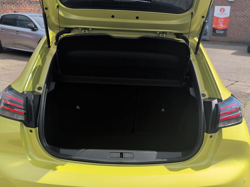 Used Peugeot 208 NV24ZPH 18