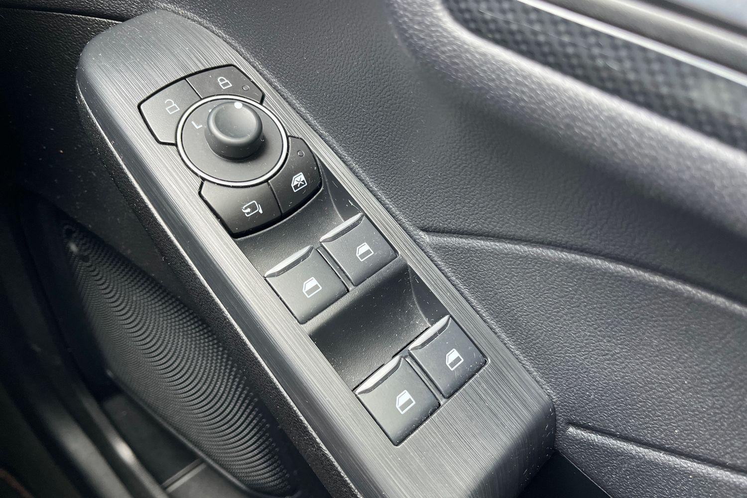 Ford KUGA Photo 15