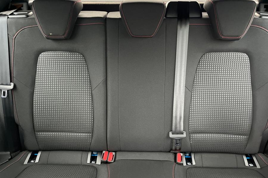 Ford FOCUS Photo autoimg-aed02c9a7696a582b1f6c98ba104d50db6132642.jpg