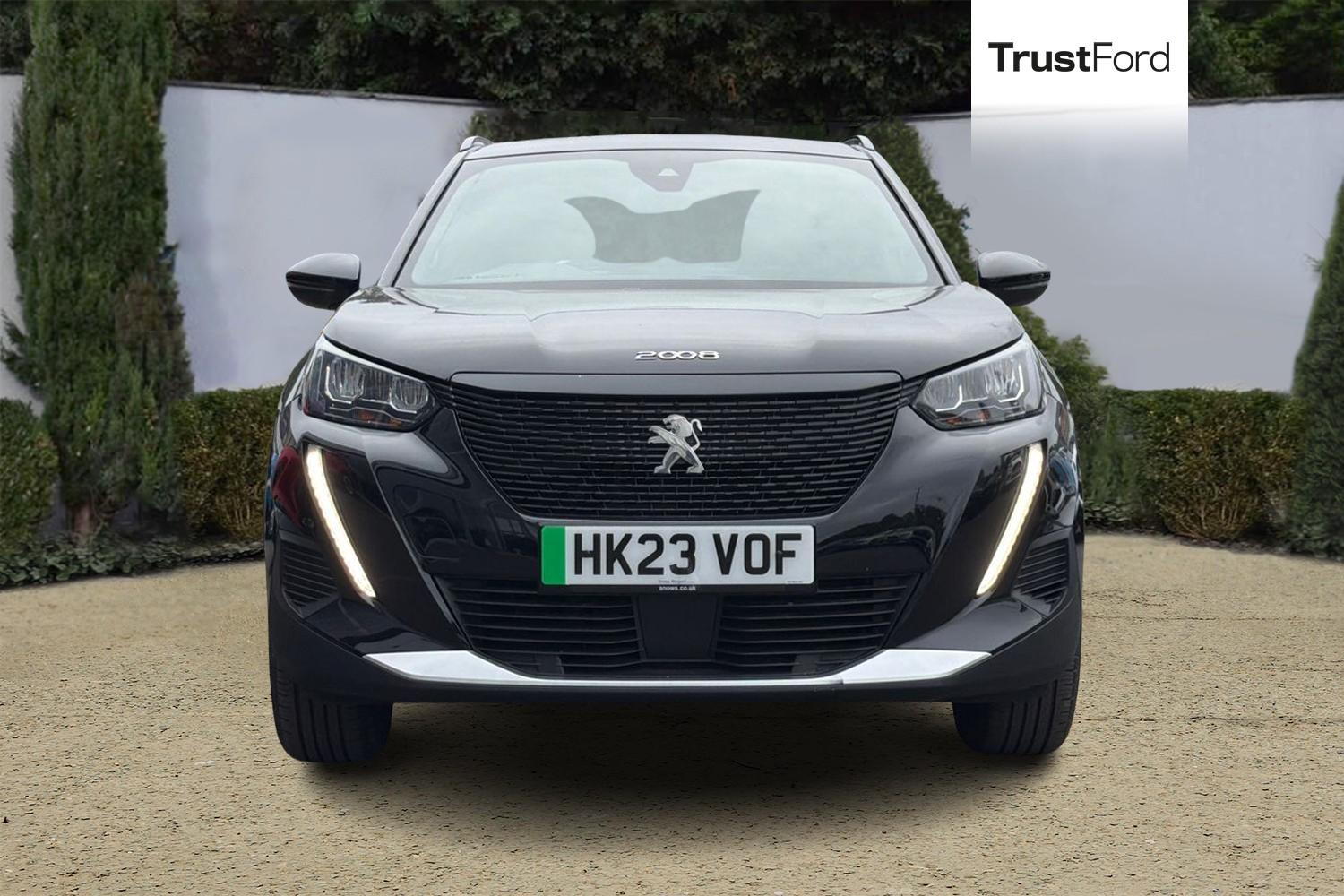 Peugeot E-2008 Photo 5