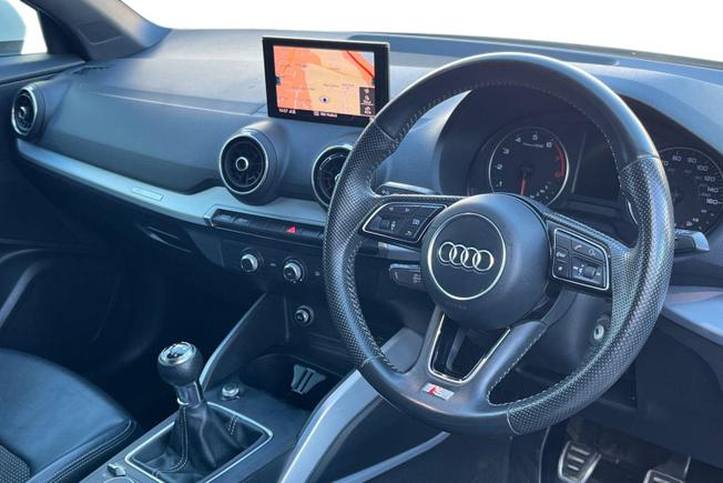 AUDI Q2 Photo 6