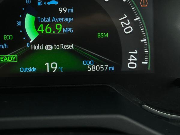 Toyota RAV4 Photo autoimg-aed37aa7aa66ef0be0a20611a76e03286b567307.jpg