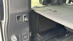 Land Rover Defender Photo 26
