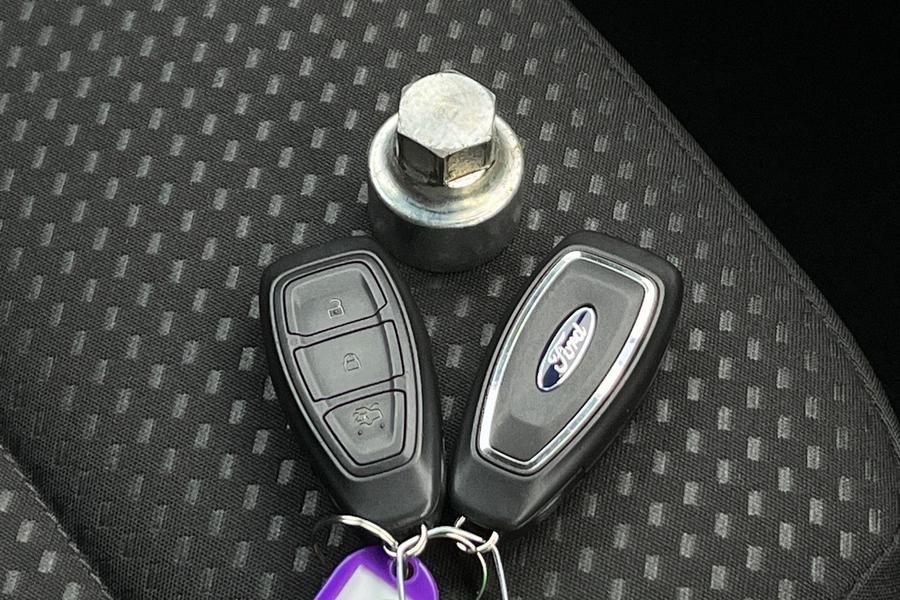 Ford FOCUS Photo autoimg-aed64ea017518d1b39ec8c1407bfac8ff2eaccaf.jpg