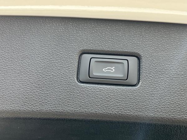 Audi Q5 Photo autoimg-aeda1db20abbcc2152470adf15719b748b1e7677.jpg