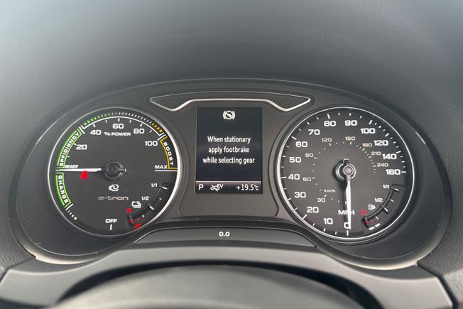 AUDI A3 Photo 15
