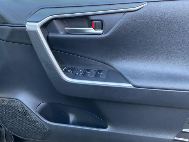 TOYOTA Rav4 Photo 29