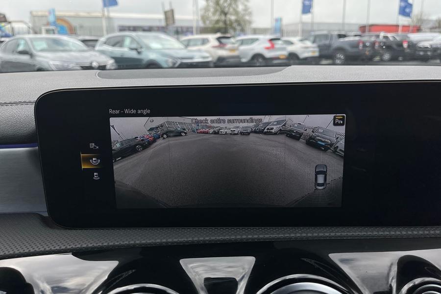 Mercedes-Benz CLA Photo autoimg-aee4d47282356732a6bbfa0f67943708e6ba81df.jpg