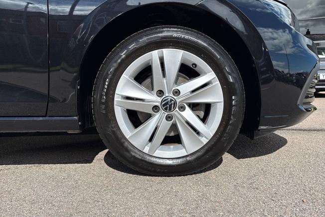 VOLKSWAGEN Golf Photo 5
