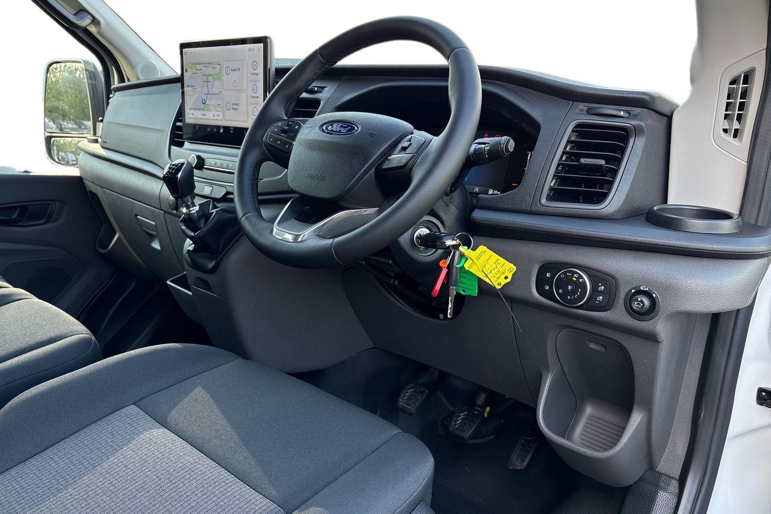 Ford Transit Photo 13