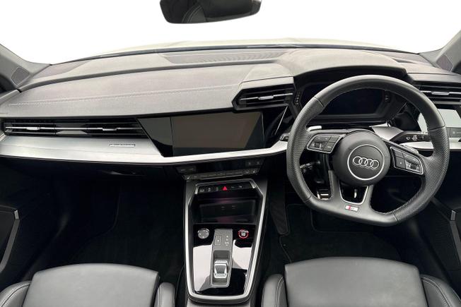 Audi S3 Photo 10