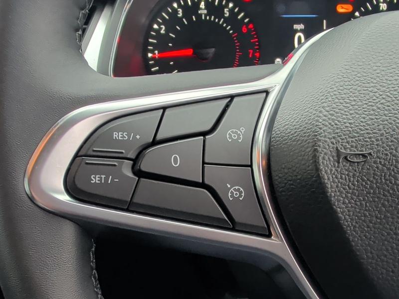 Used Renault Captur ST72AKN 35