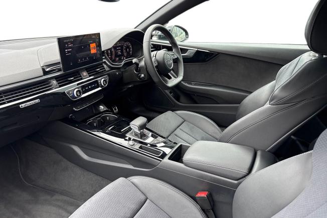 AUDI A5 Photo 2