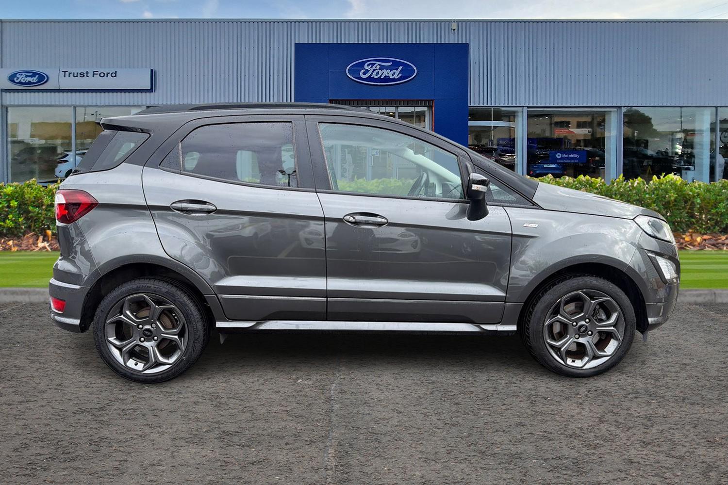 Ford ECOSPORT Photo 2