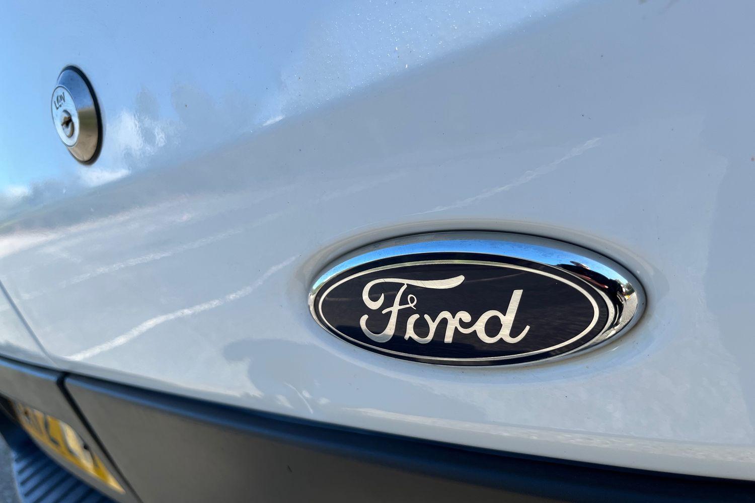 Ford TRANSIT Photo 19