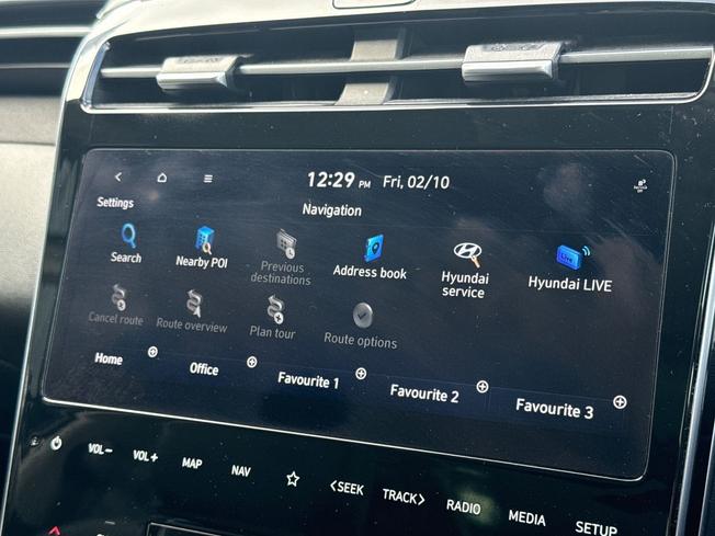 HYUNDAI TUCSON Photo 14