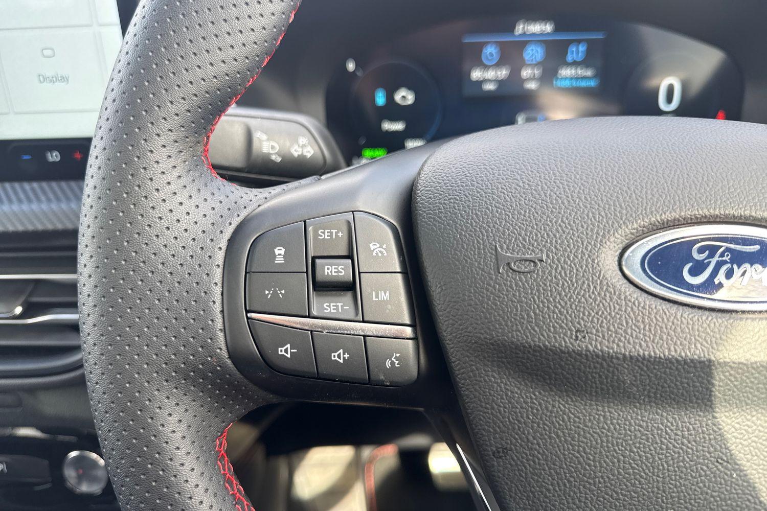 Ford KUGA Photo 30