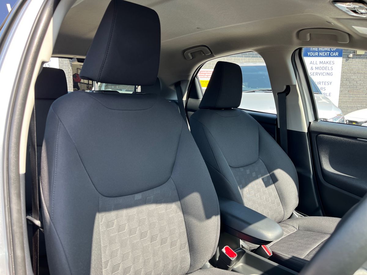Toyota Yaris Photo 22
