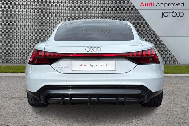 AUDI E-Tron Gt Photo 7