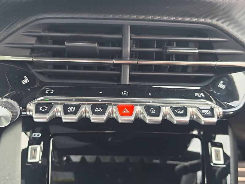 Used Peugeot 208 NV25WDM 36