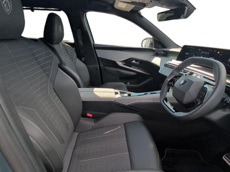 Used Peugeot 5008 KM25VVT 16