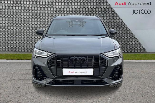 AUDI Q3 Photo 8