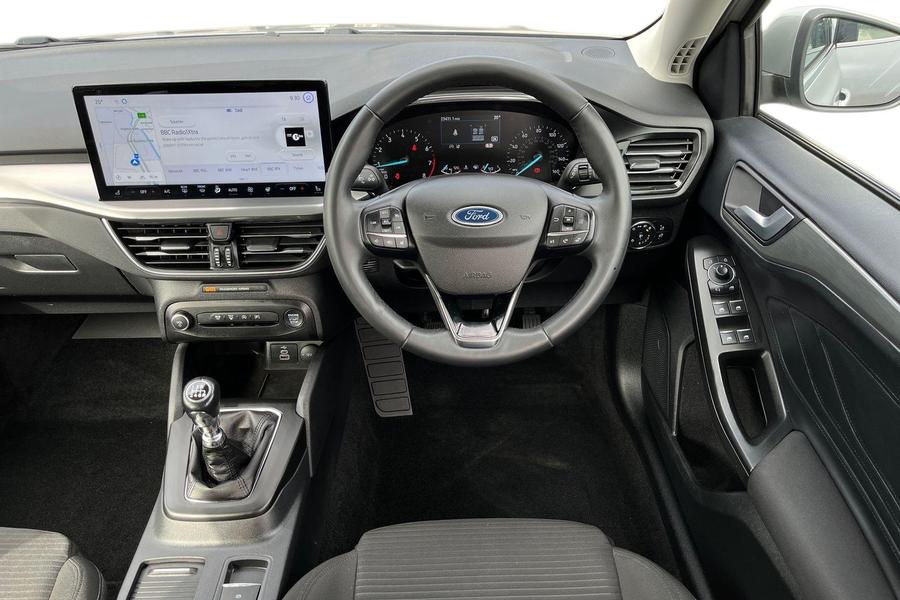 Ford FOCUS Photo autoimg-af09e3670c64afec77e5fcdaea0ccfae5b404368.jpg