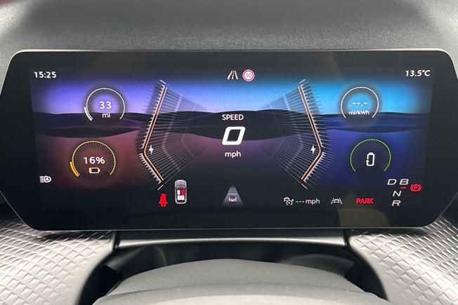 CUPRA Raval V1 37Kwh Photo 15