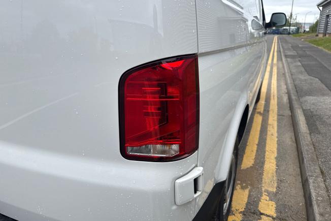 Volkswagen Transporter Photo 18