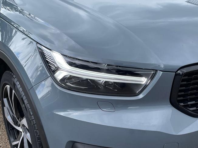VOLVO Xc40 Photo 19