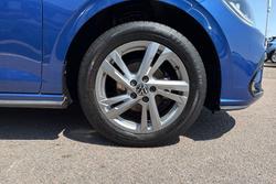 VOLKSWAGEN Polo Photo 5