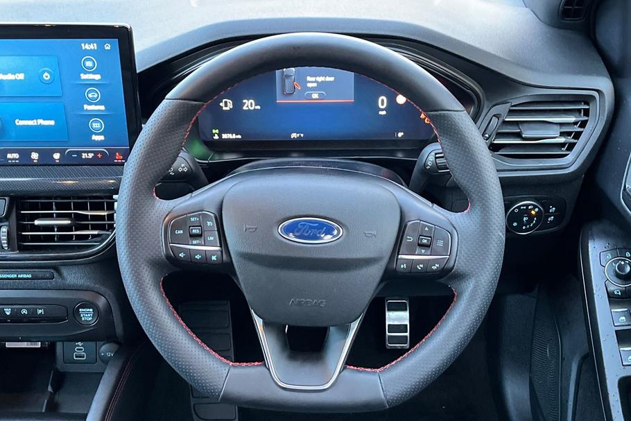 Used Ford FOCUS YH25XHR 12