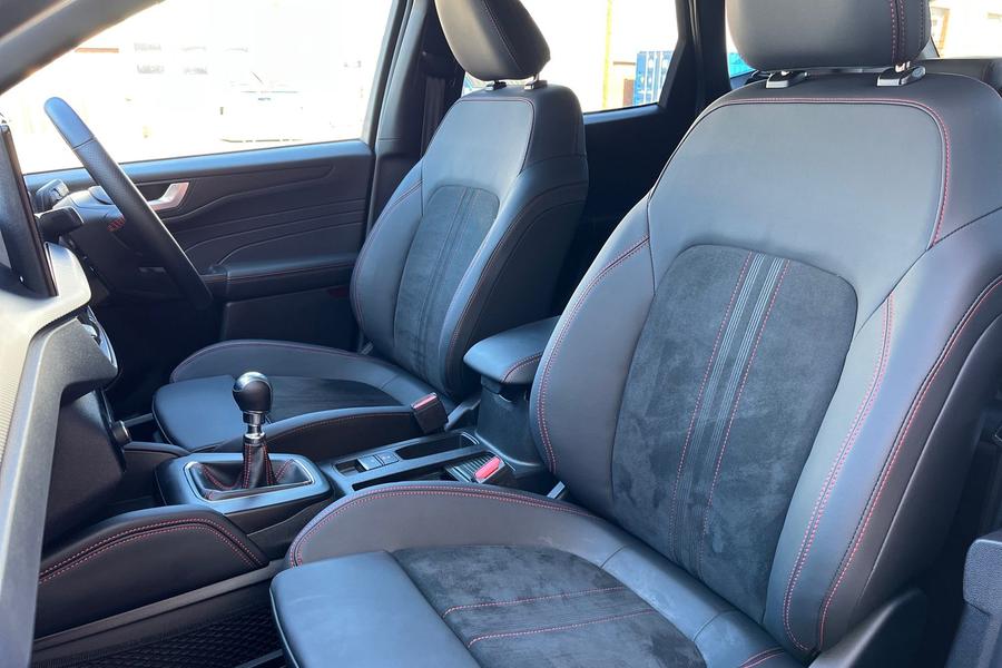 Ford Kuga Photo autoimg-af20f6a9061d175c3ff75d7051d420e363ae639f.jpg