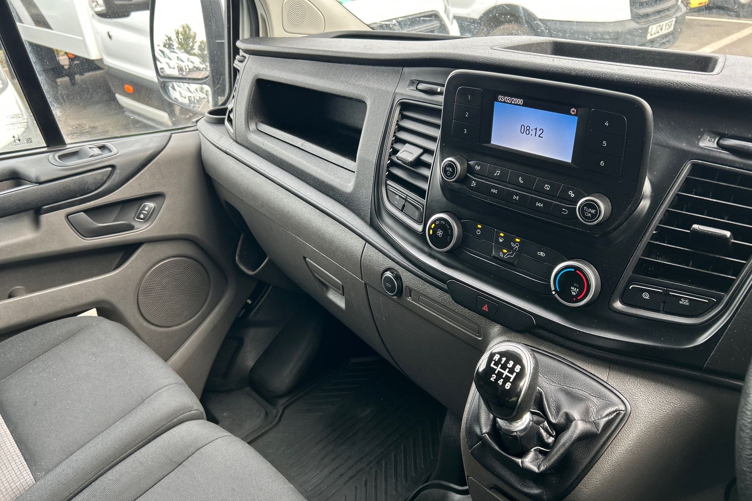 Ford TRANSIT CUSTOM Photo 34