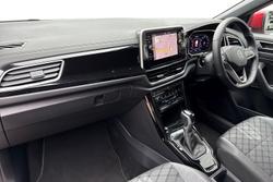 VOLKSWAGEN T-Roc Photo 2