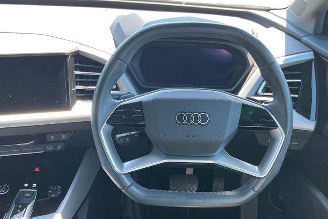AUDI Q4 E-Tron Photo 11