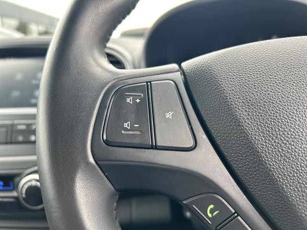 Hyundai i10 Photo autoimg-af277f7ba437eb0c837b287bca057a9d6984eb83.jpg