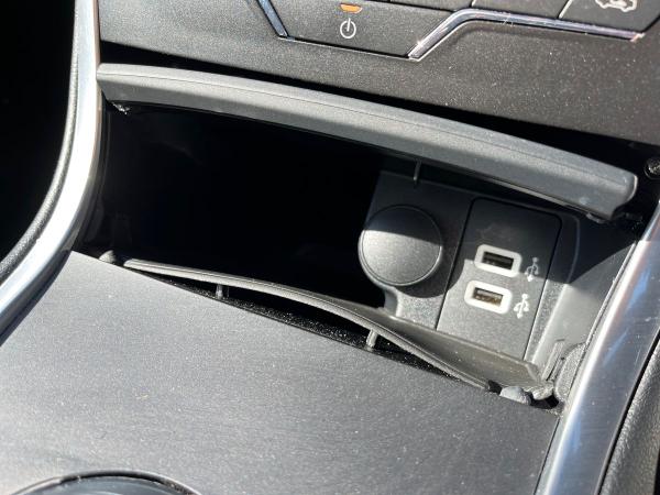 Ford Galaxy Photo autoimg-af2872e1c511d01133eaf39bcaa9b8eda3ce0585.jpg