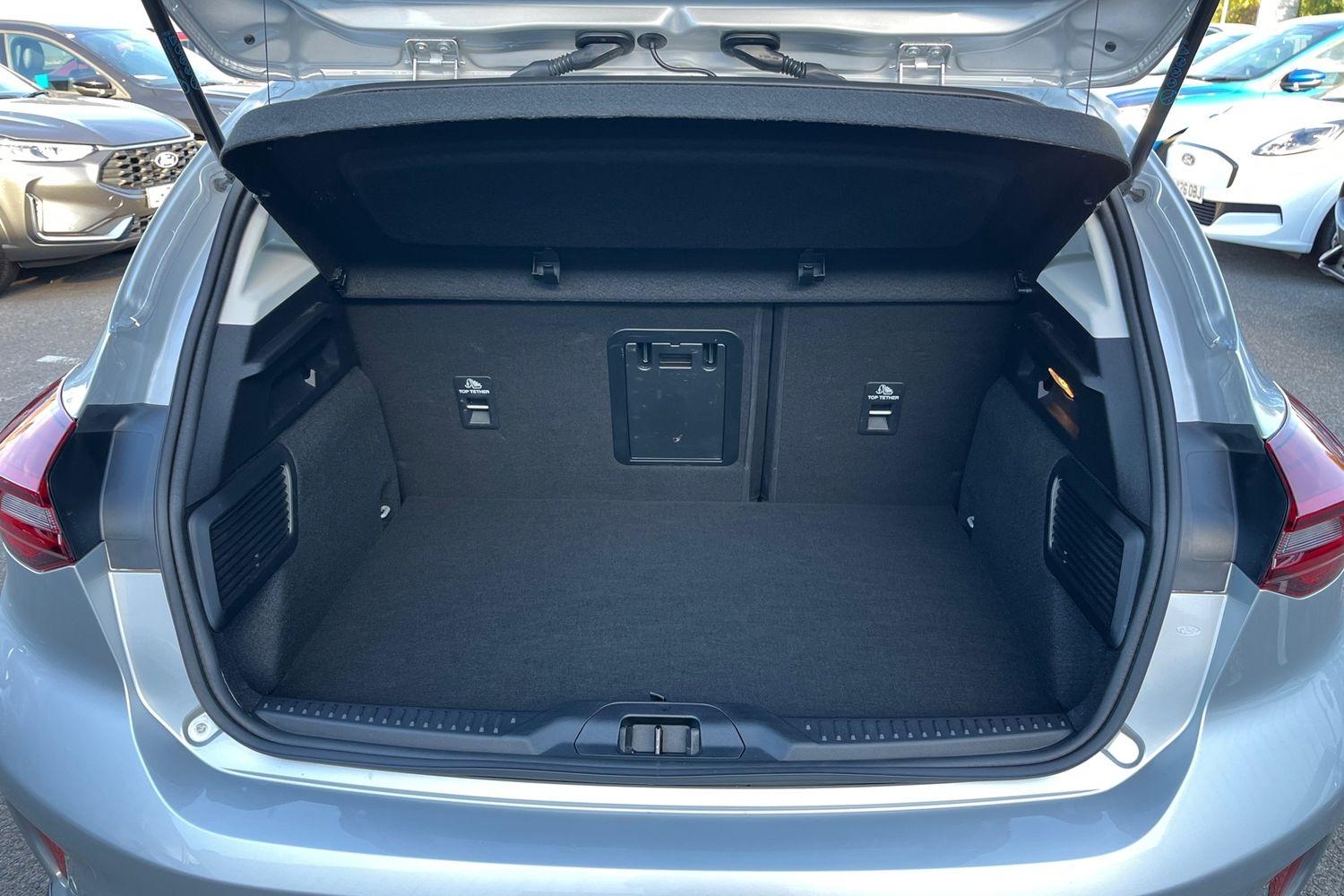 Ford FOCUS Photo 20