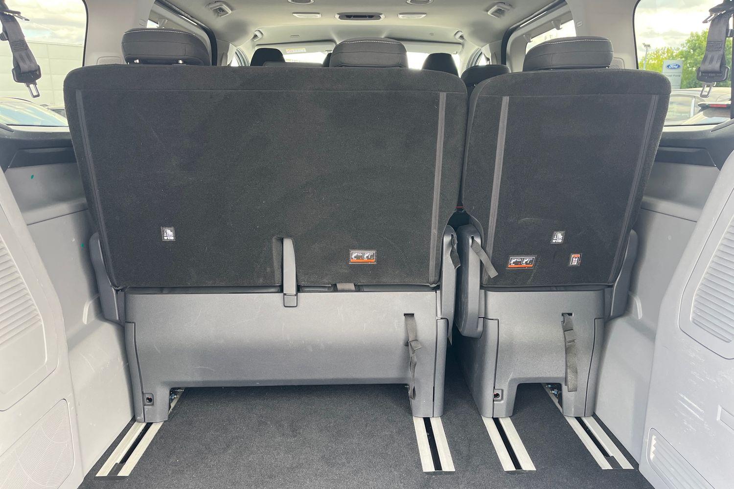 Ford TOURNEO CUSTOM Photo 3