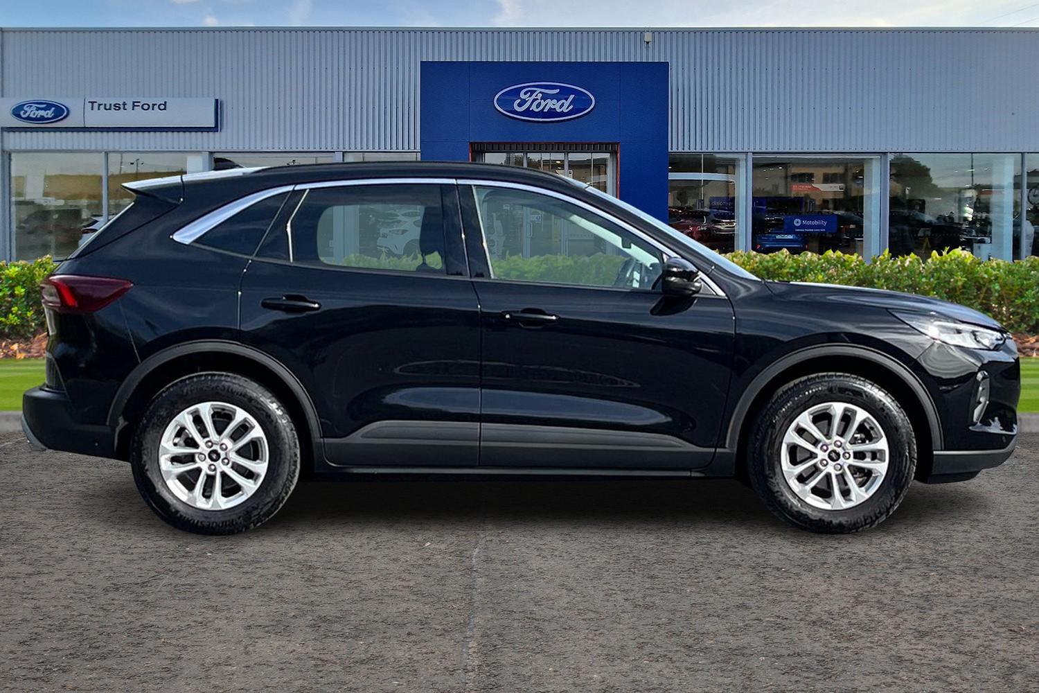 Ford KUGA Photo 2